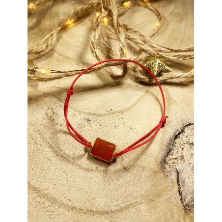 Bracelet cordon pierre facettée rouge